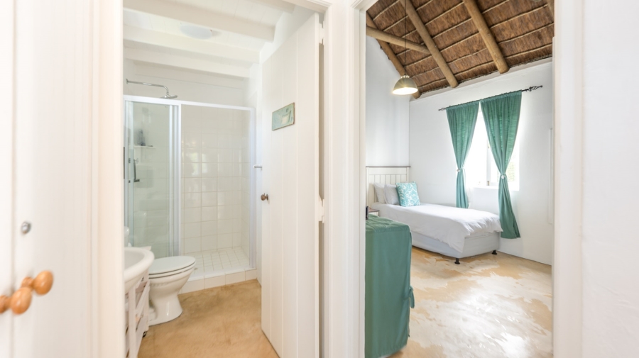 To Let 3 Bedroom Property for Rent in Struisbaai Western Cape